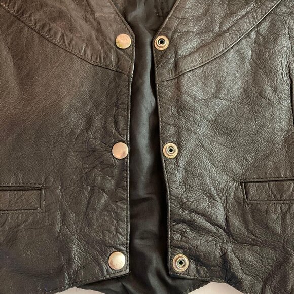 Hot Leathers Vest XL Black Snap Front Indian Headdress Applique Sleeveless - Picture 4 of 9